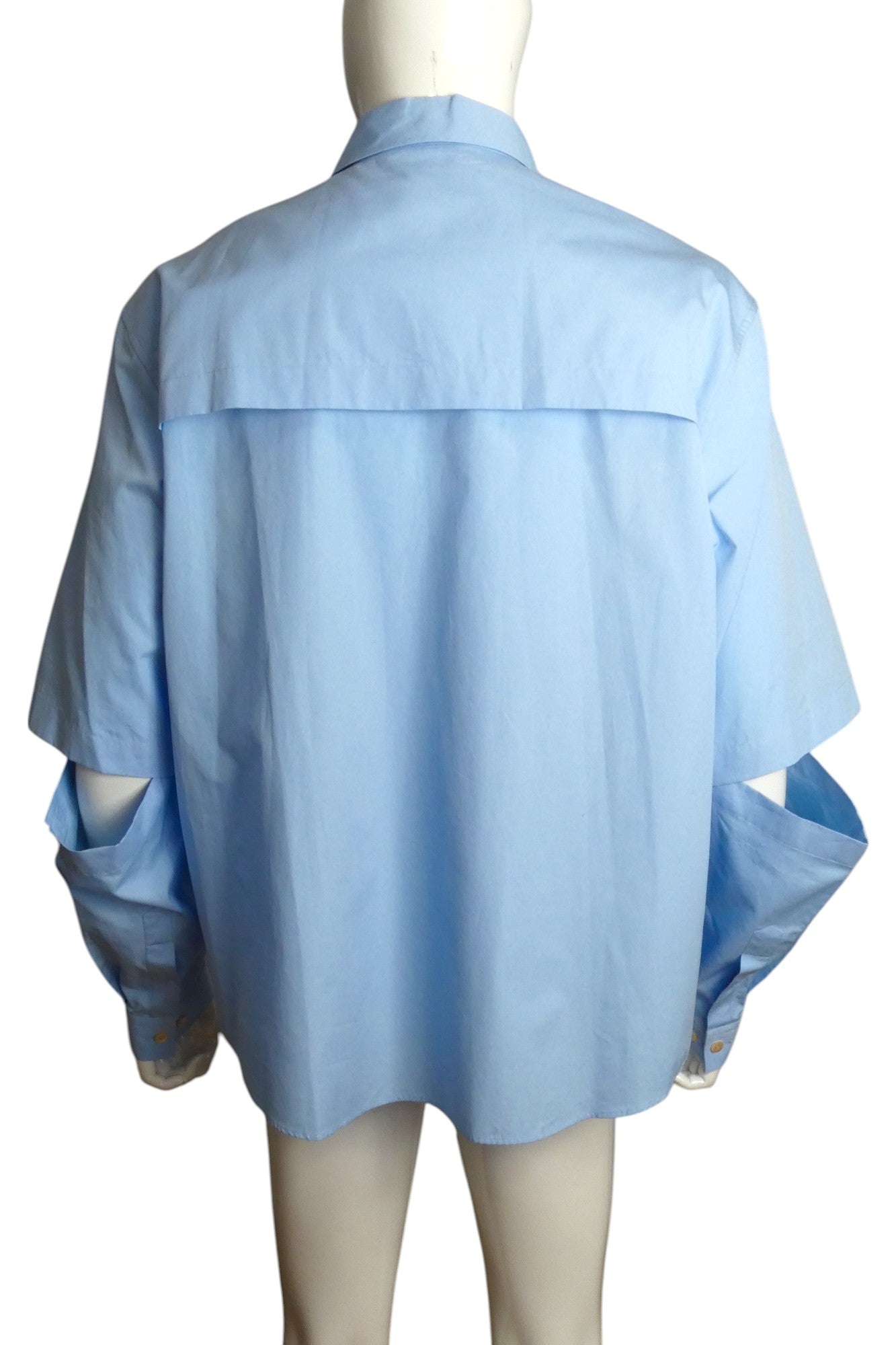 GUCCI- Blue Poplin Shirt with Removable Lower Sleeves, Size Medium
