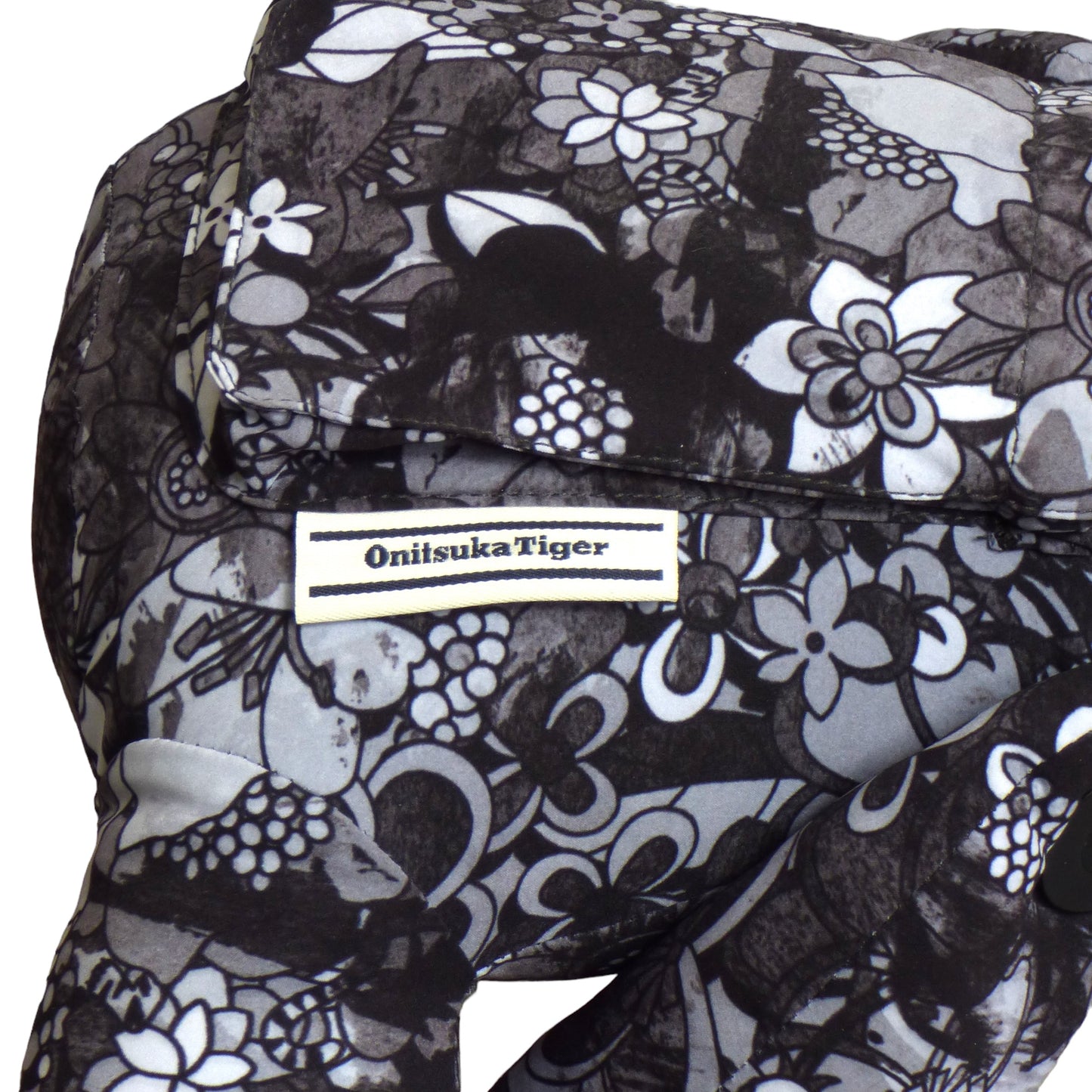 ONITSUKA TIGER- Fall 2021 Darjeeling Flowers Teddy Bear