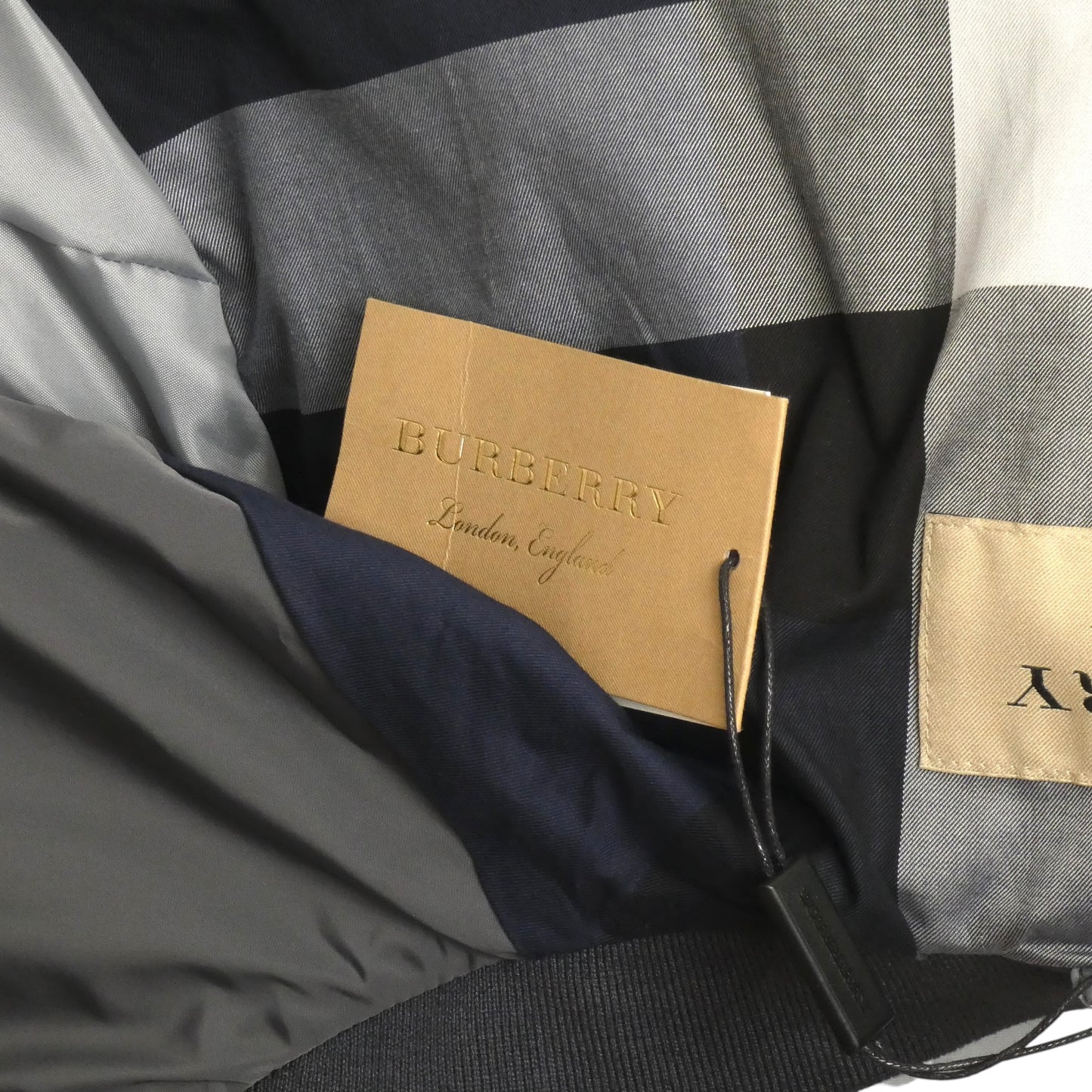 BURBERRY-NWT Grey Brighton Windbreaker, Size-50