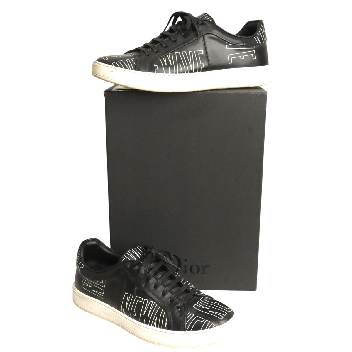 DIOR HOMME - 2017 B06 Black Leather Low Top Sneakers, Size-42