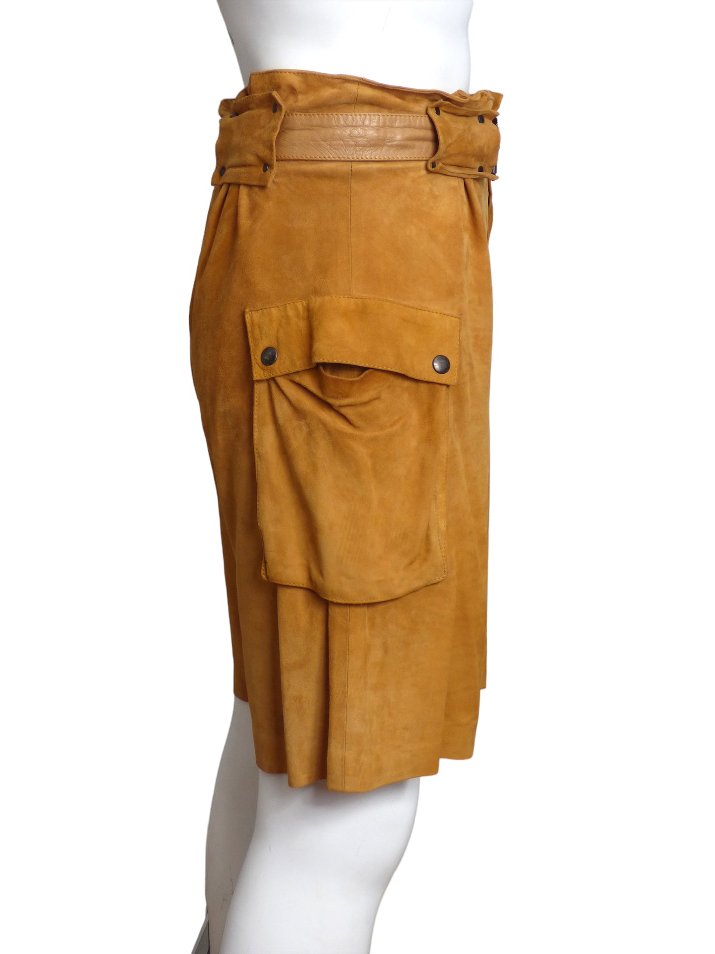 1980s Camel Suede Shorts, Waist-34