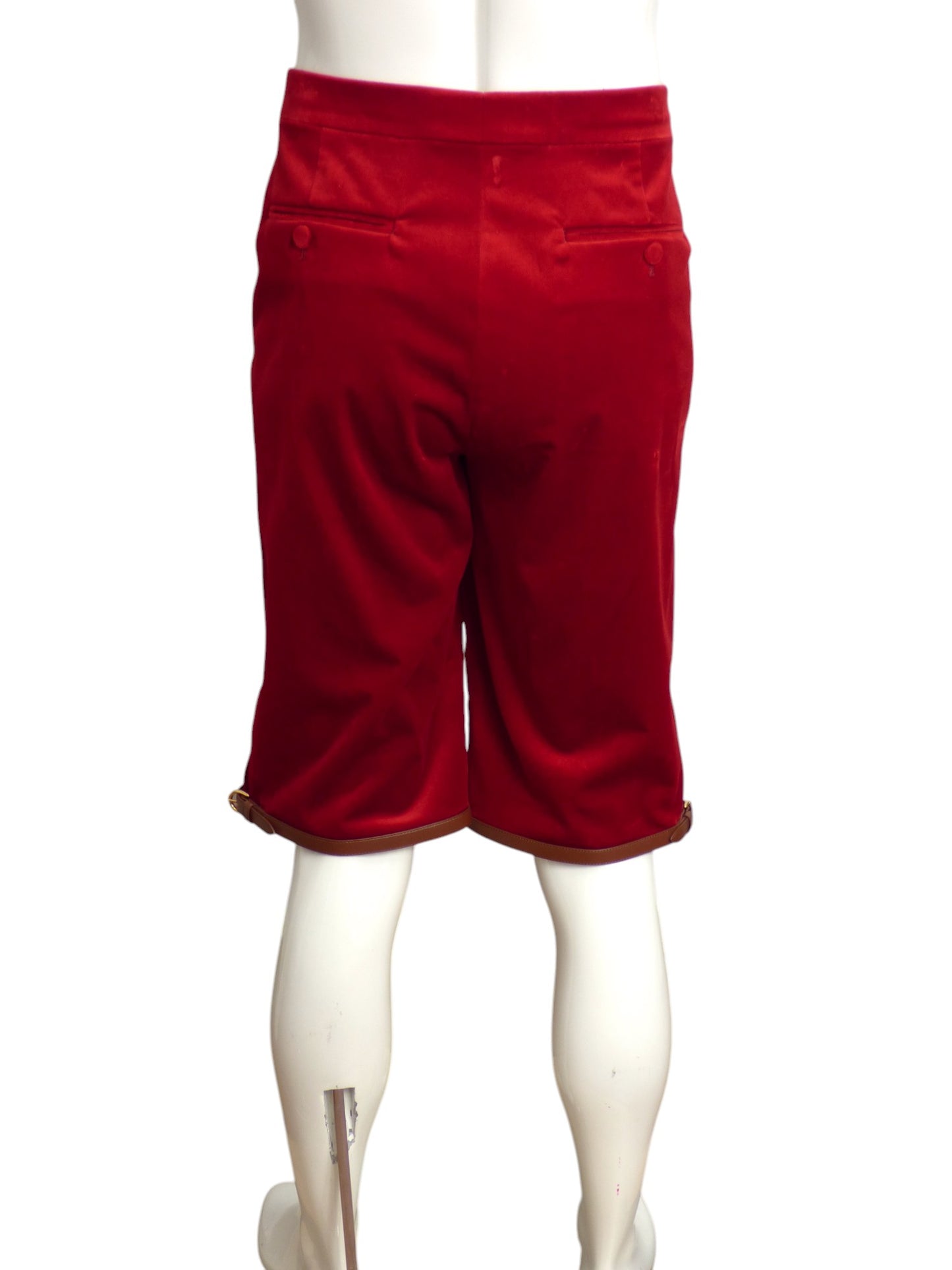 GUCCI- NWT 2021 Red Velvet Riding Shorts, Waist 32