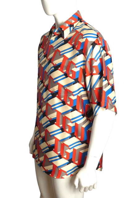 GUCCI- NWT 2024 Pixel Print GUCCI S/S Shirt. Size XL