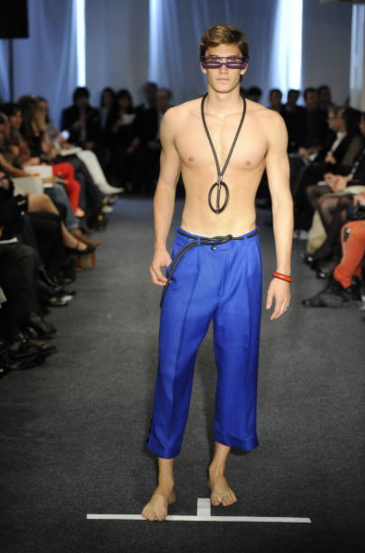 PIERRE CARDIN HAUTE COUTURE- 2011 Blue Rayon Cropped Pants, Waist 31