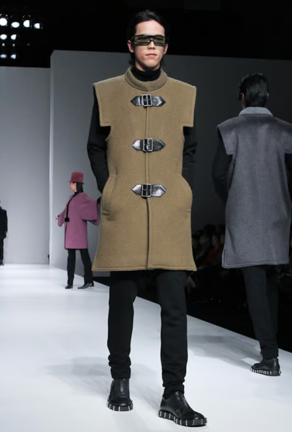 PIERRE CARDIN (HAUTE COUTURE)- 2012 Green Wool Sleeveless Coat, Size Large