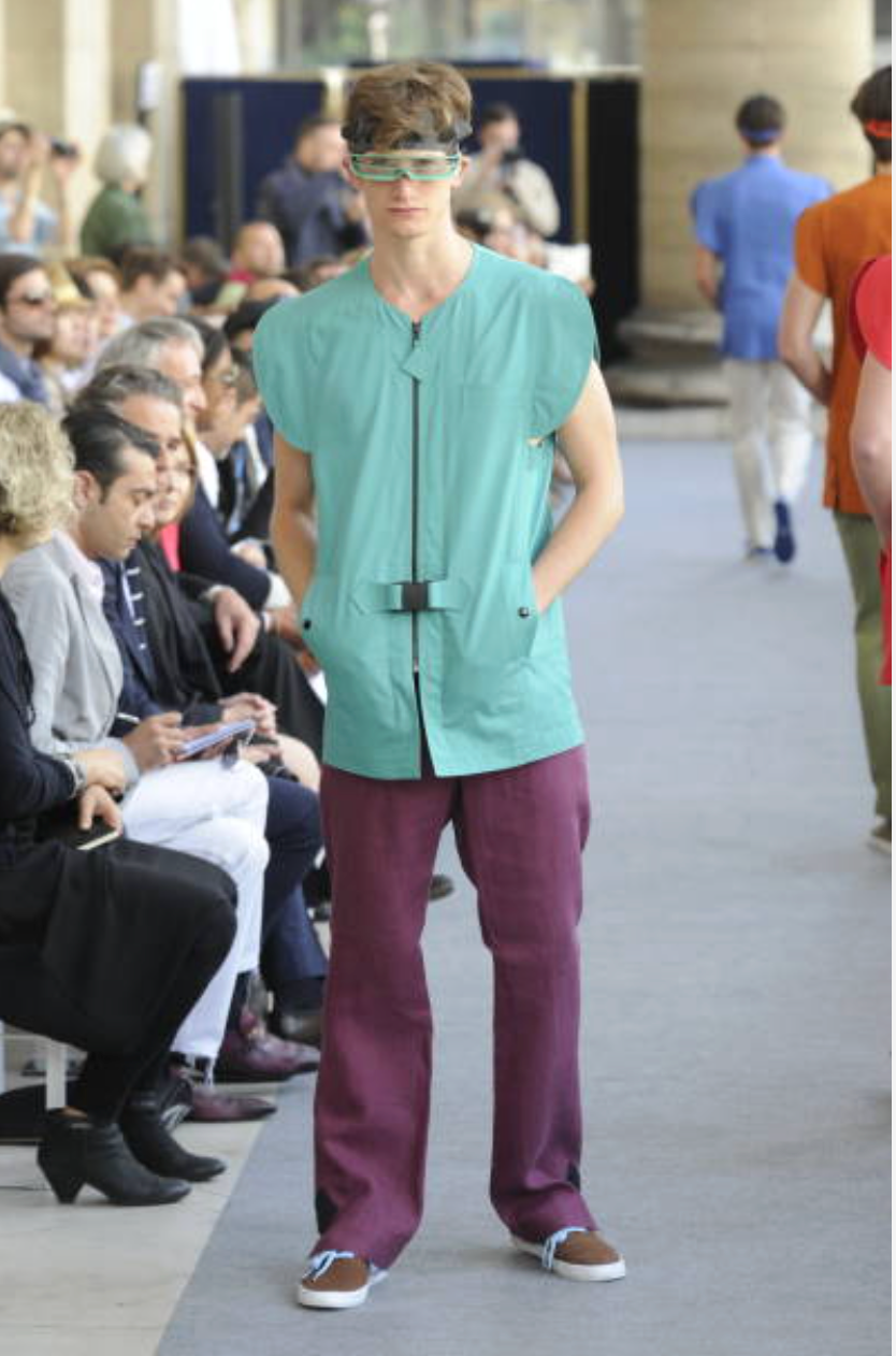 PIERRE CARDIN HAUTE COUTURE- Green Sleeveless Cotton Jacket, Size XL