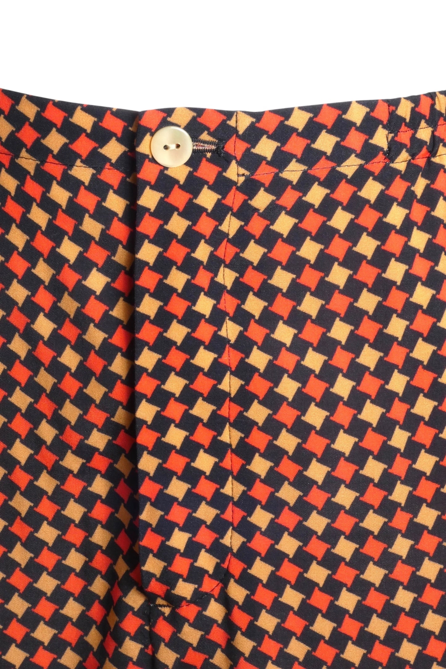 GUCCI- NWT 2023 Printed Crepe Shorts, Size Small