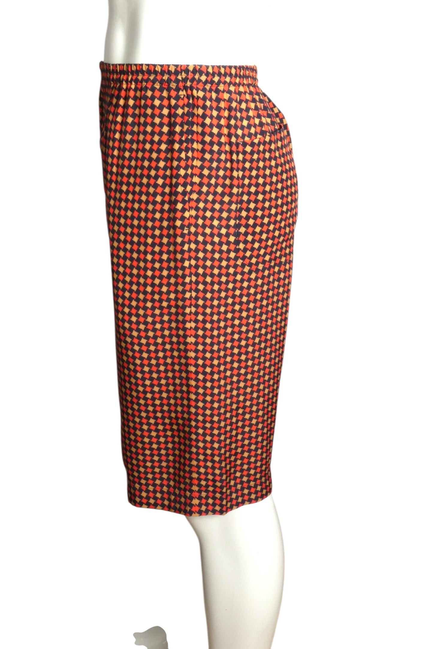 GUCCI- NWT 2023 Printed Crepe Shorts, Size Small