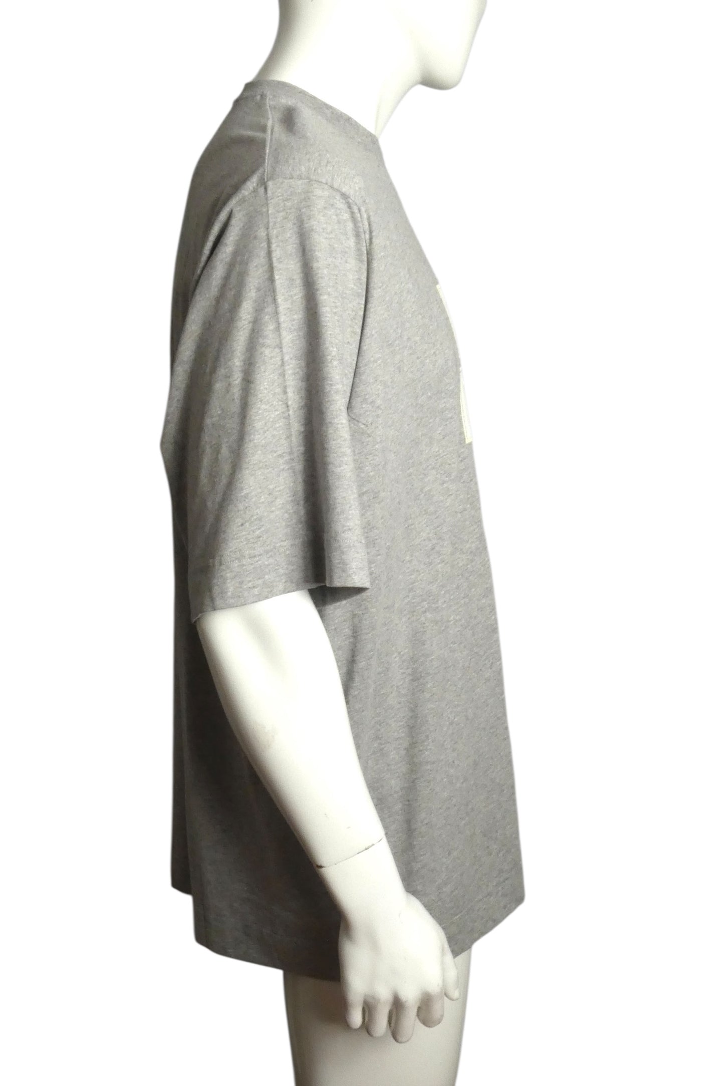 NWT New Studio Fit T-Shirt, Size Medium