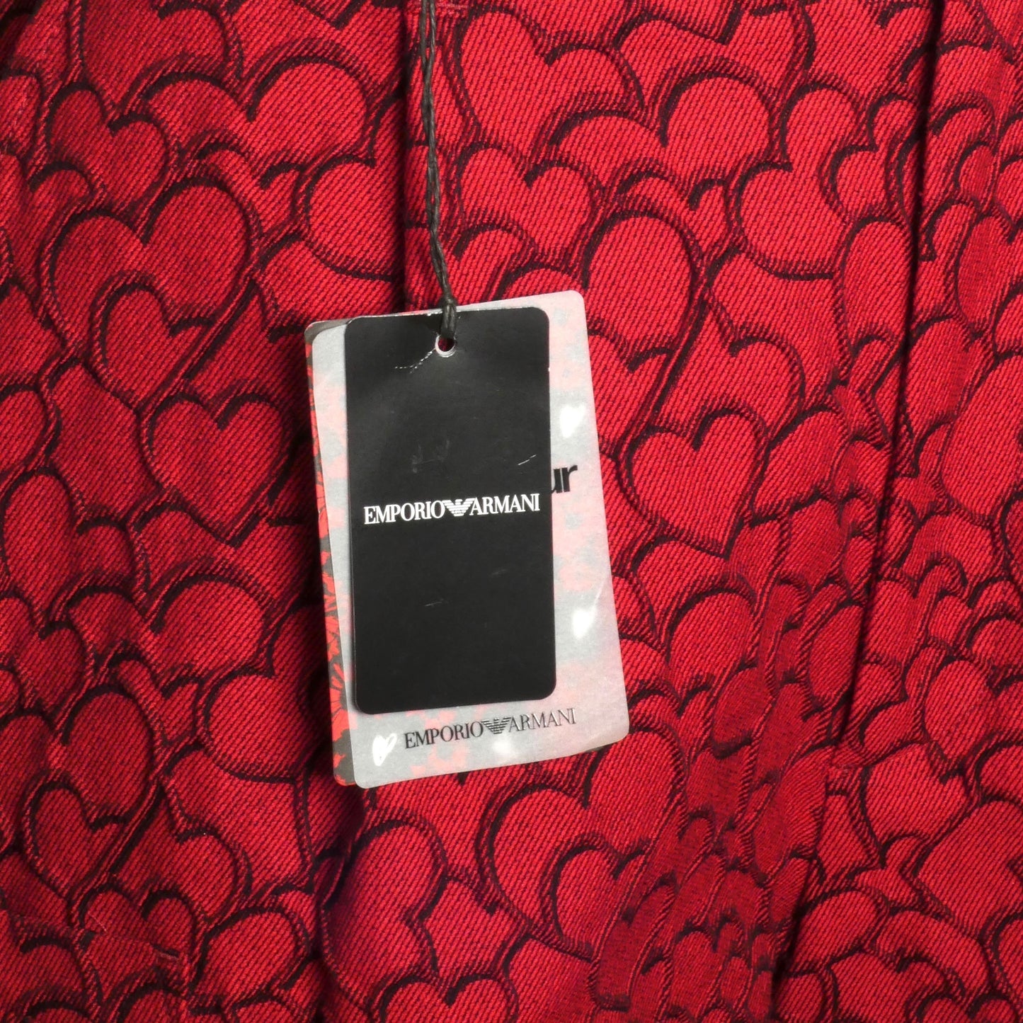 EMPORIO ARMANI X MON AMOUR- NWT 2023 Red Heart Brocade Cargo Shorts, Waist 34