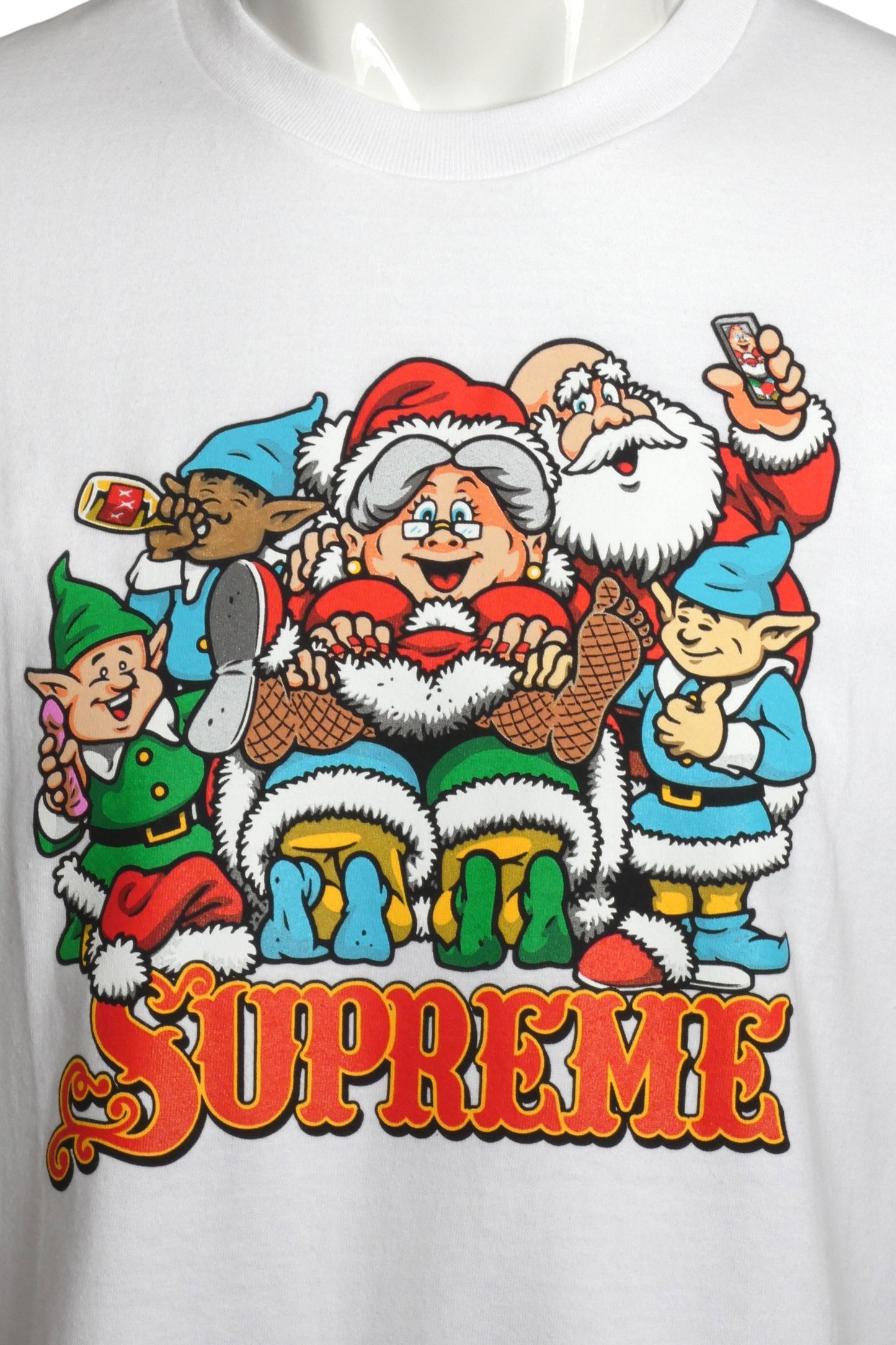 2025 NWT Graphic T-Shirt, Size Medium