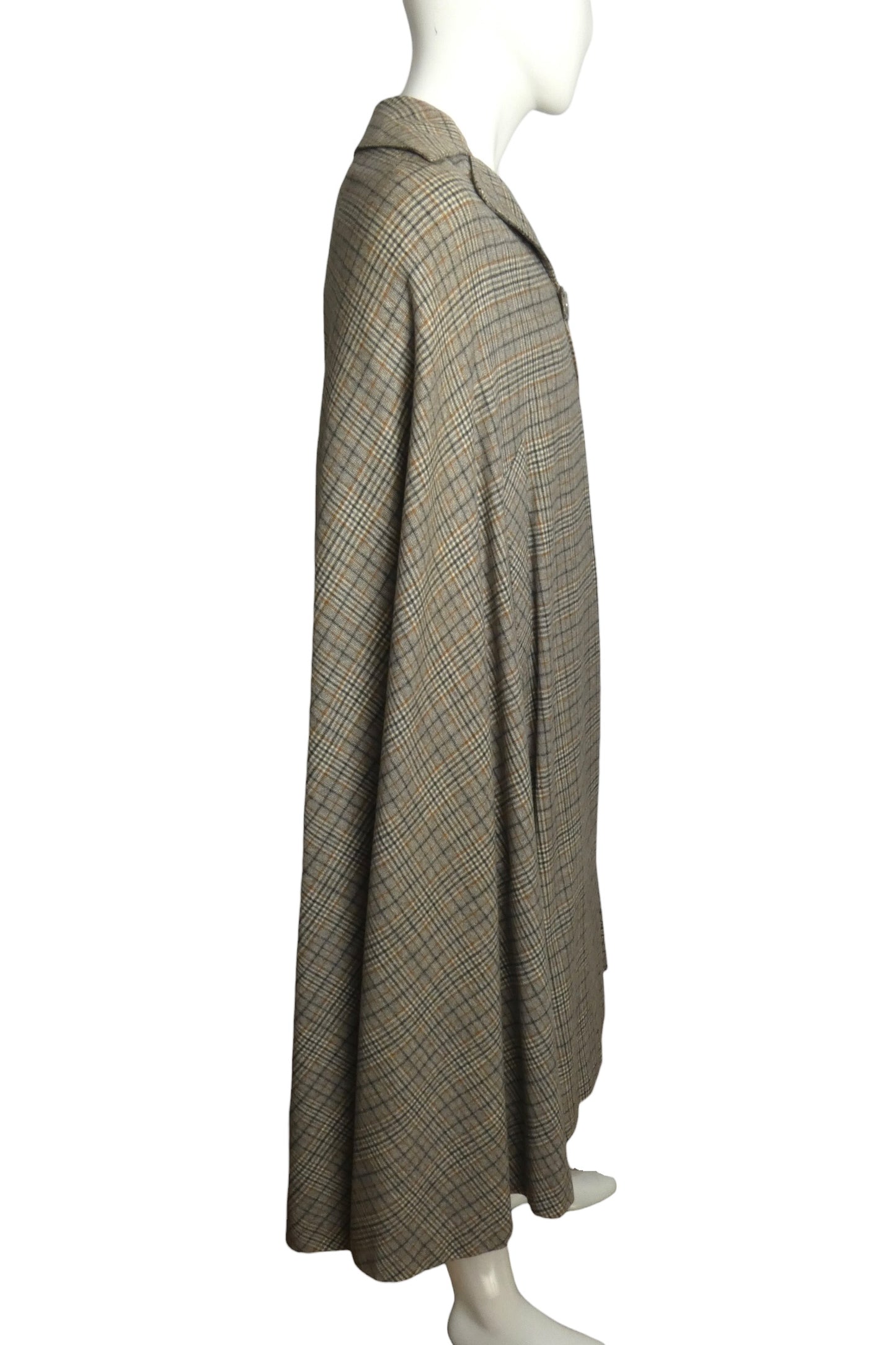 1970s Wool Plaid Cape, Size Medium
