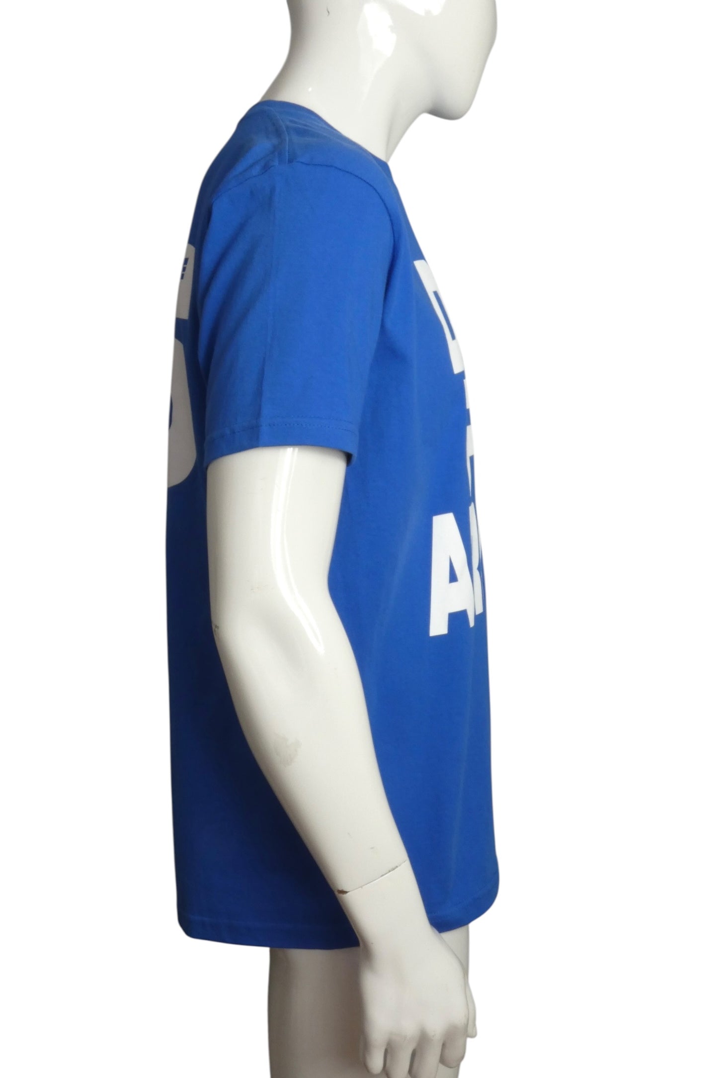 2022 Graphic T-Shirt, Size Medium
