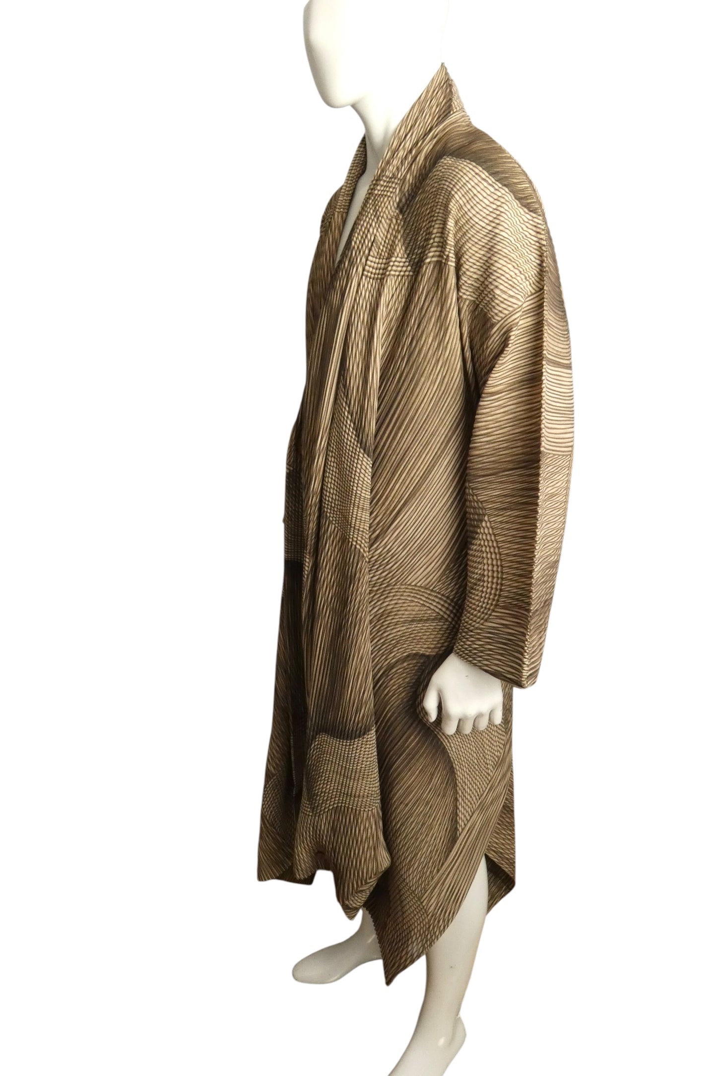 ISSEY MIYAKE - 2024 NWT Brown Printed Plissé Pleat Coat, Size-Large