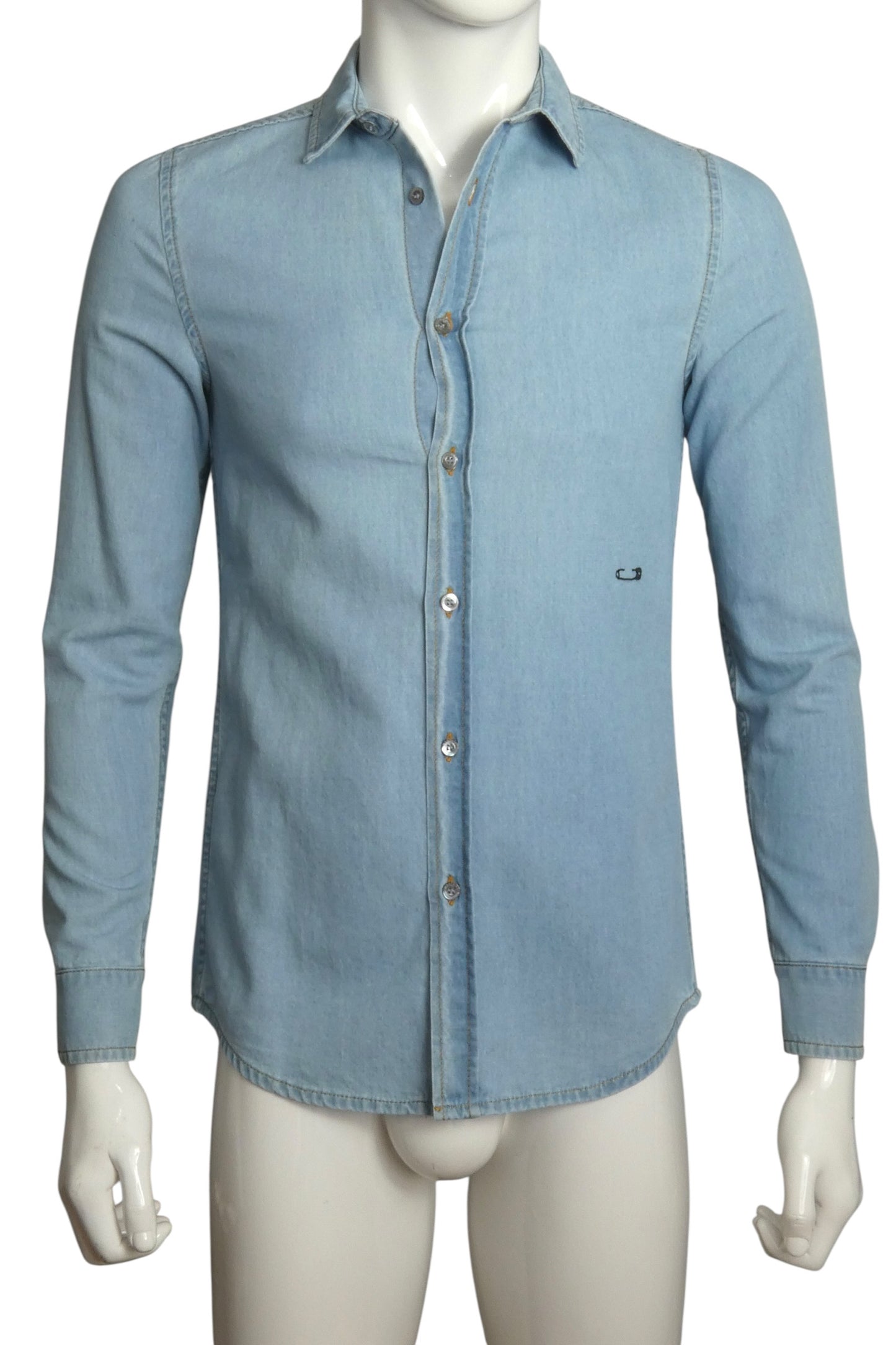 2018 NWT Chambray Embroidered Shirt, Size-Small