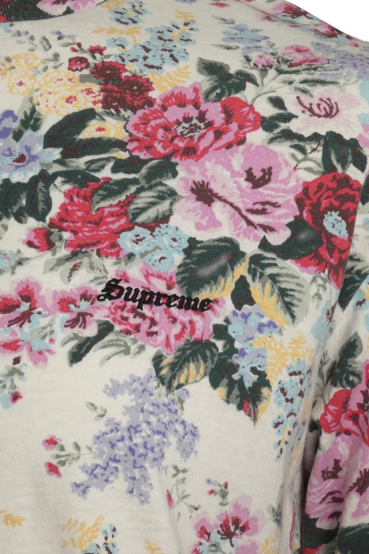 NWOT 2026 Floral Print T-Shirt, Size Small