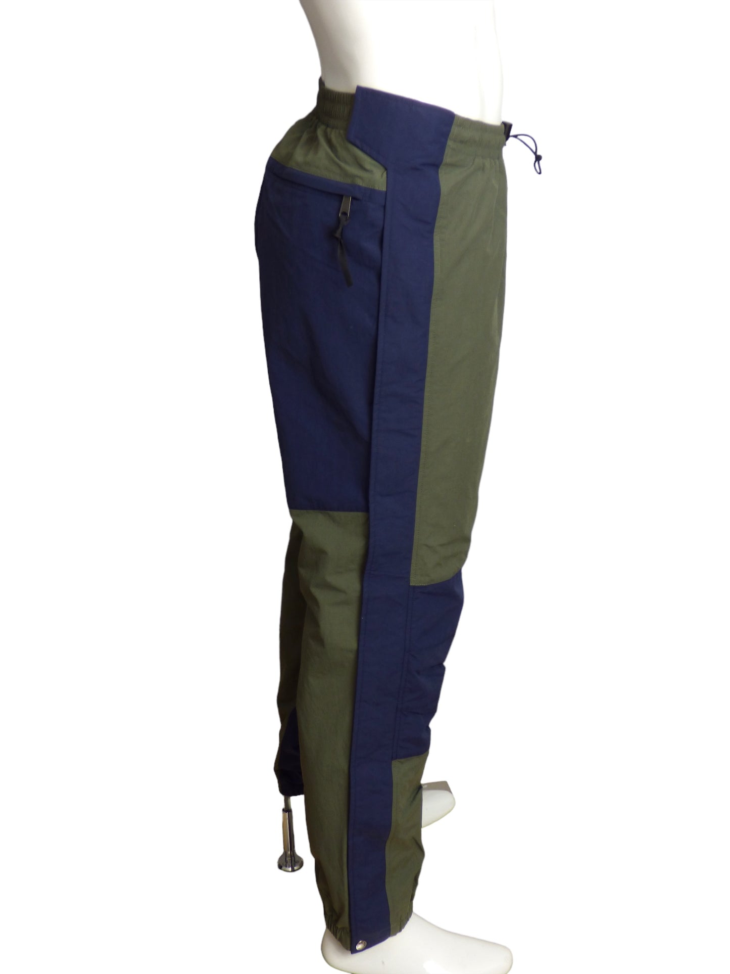 GUCCI x NORTH FACE- NWT 2021 Side Zipper Techno Pants, W-33