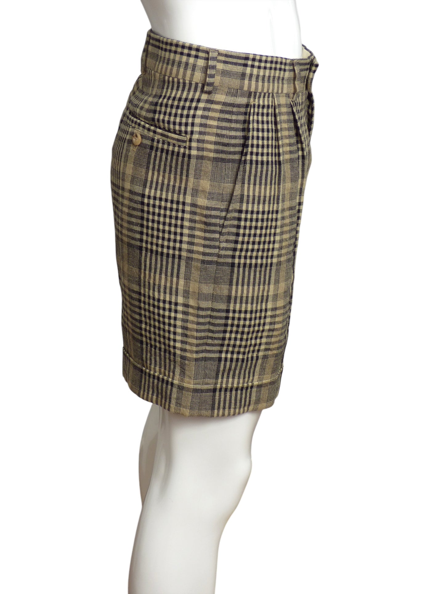 GUCCI- NWT 2022 Wool Plaid Shorts, Waist 30"