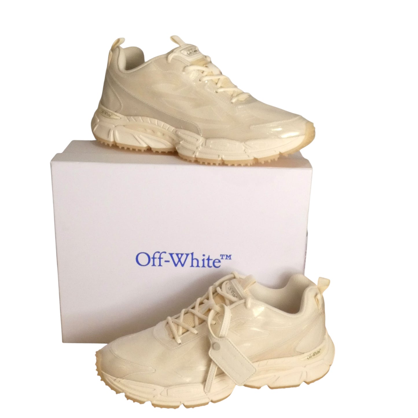 Be Right Back Sneakers, Size 13