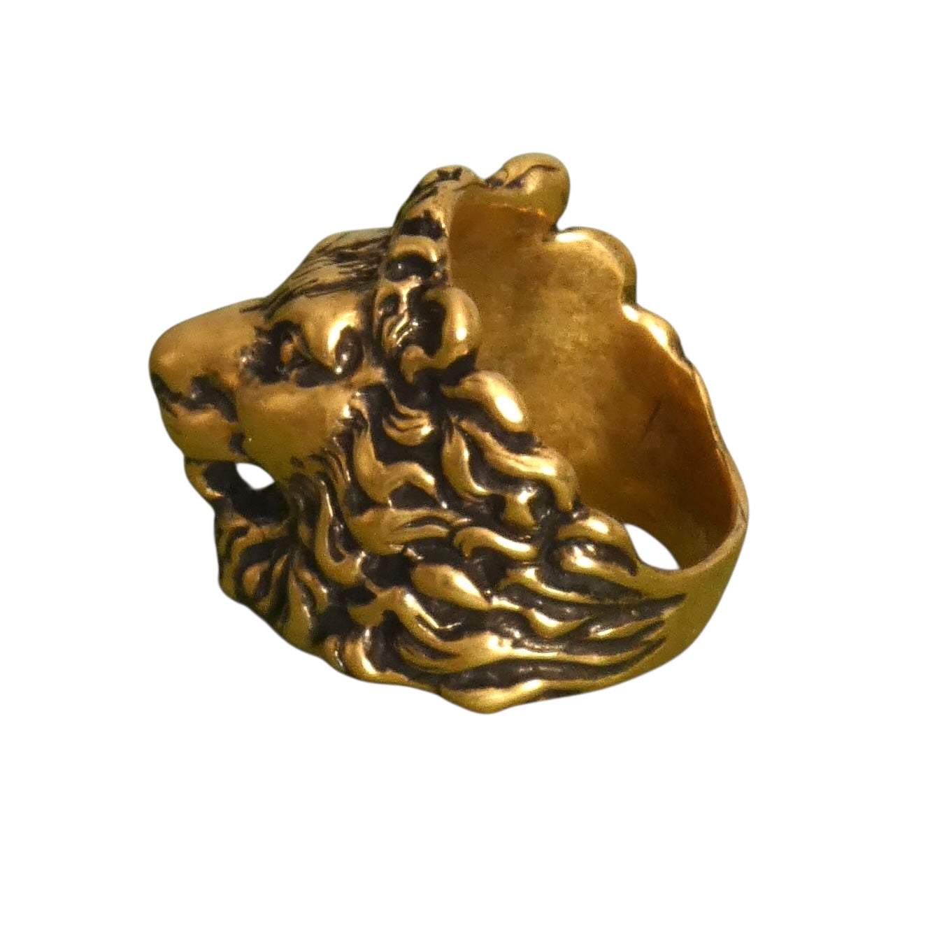 GUCCI- NWT Gold Lions Head Ring, Size 23