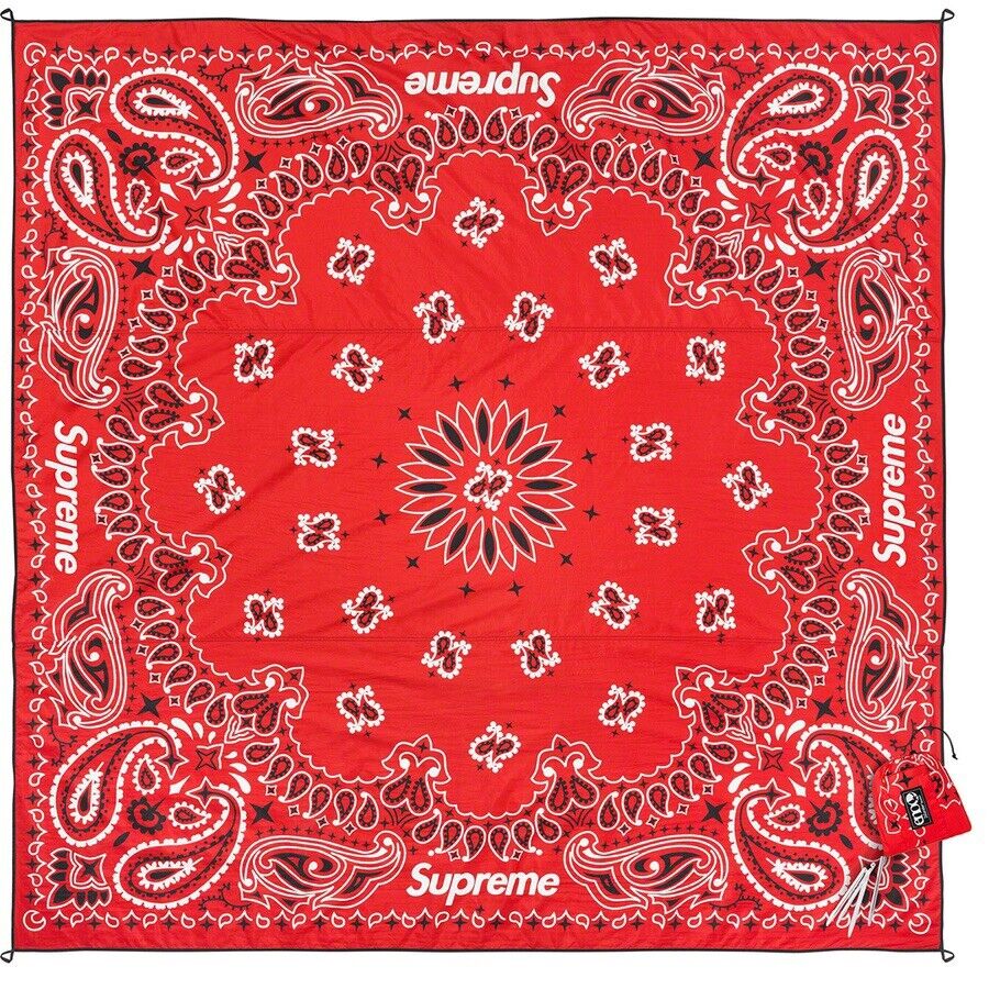 ENO x SUPREME- NWT SS2022 Islander Nylon Blanket